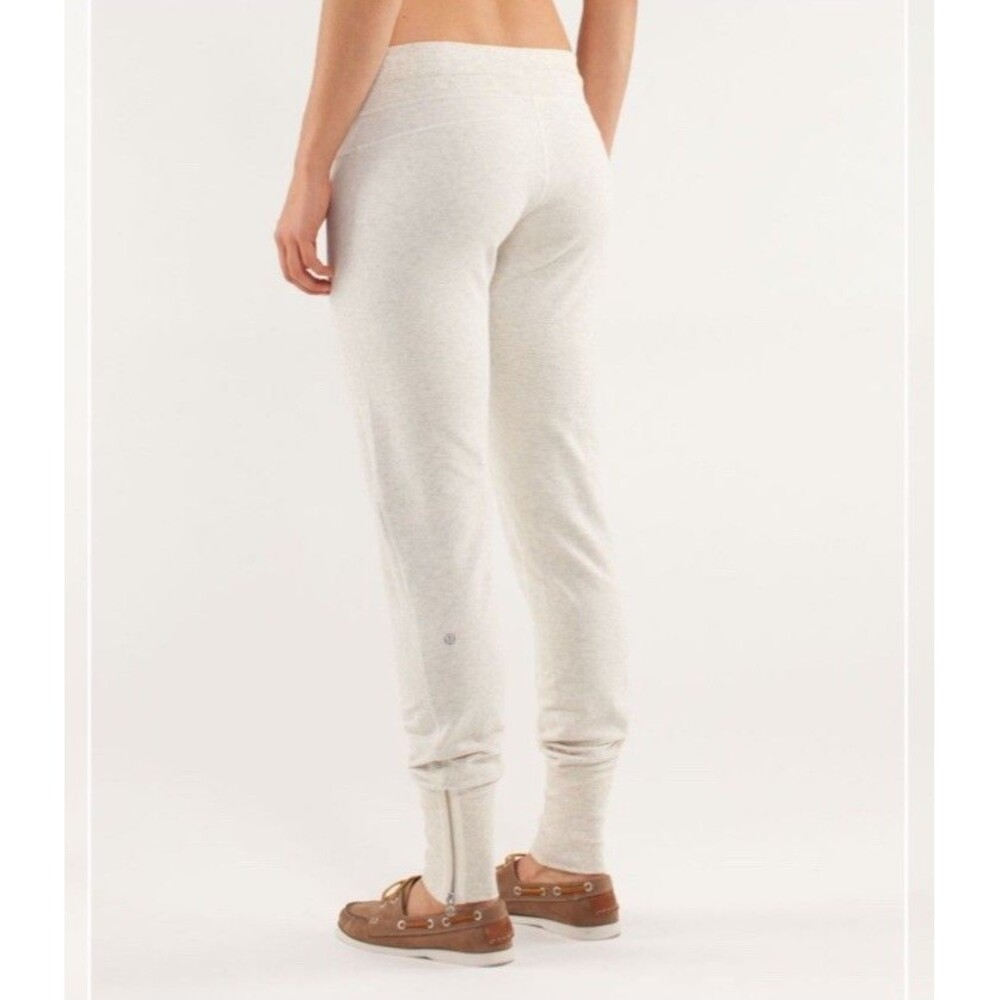 Lululemon Pleasing Jogger Pant Sz S Heathered Gray Zipper Ankle Athleisure